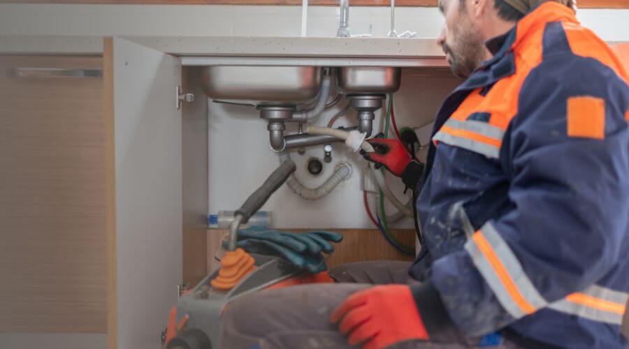 Local sewer line repair in Jeffrey City, WY